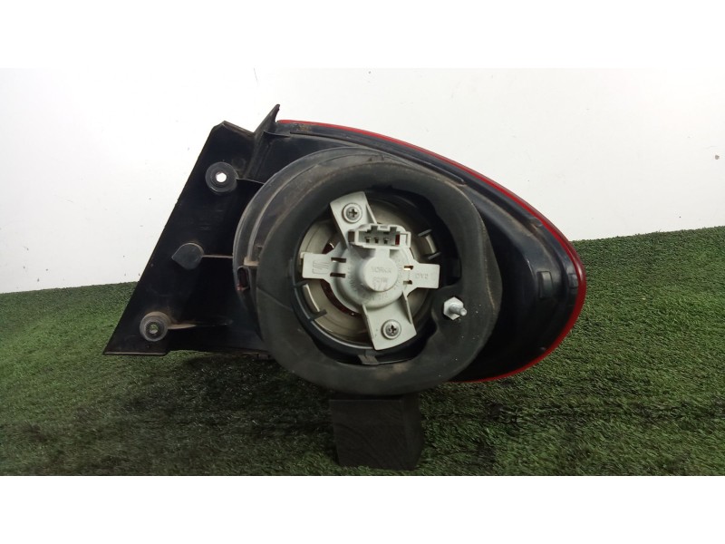 Recambio de piloto trasero izquierdo para seat toledo iii (5p2) 1.9 tdi referencia OEM IAM 5P5945095C 3.PINES 
