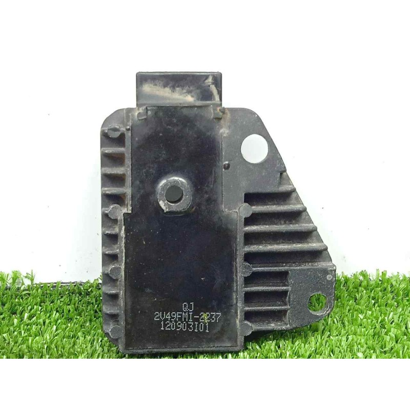 Recambio de modulo electronico para keeway silverblade 125 cc referencia OEM IAM 2V49FMI2237-120903I01  