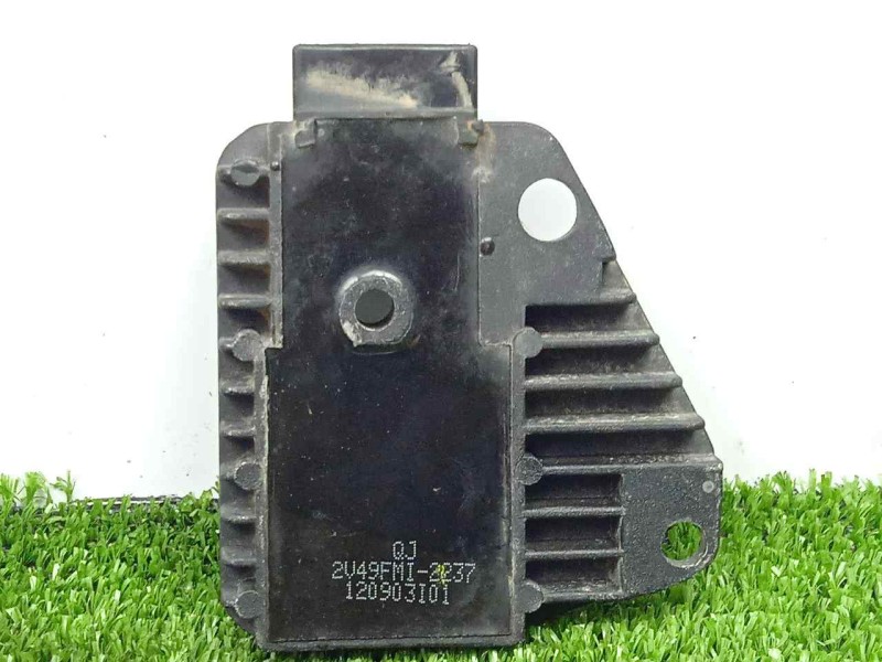 Recambio de modulo electronico para keeway silverblade 125 cc referencia OEM IAM 2V49FMI2237-120903I01  