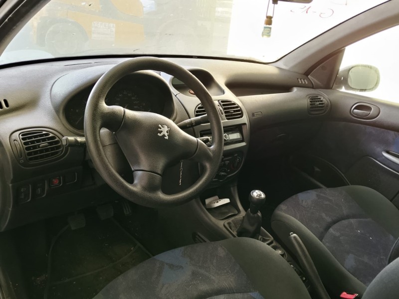 peugeot 206 hatchback (2a/c) del año 1999