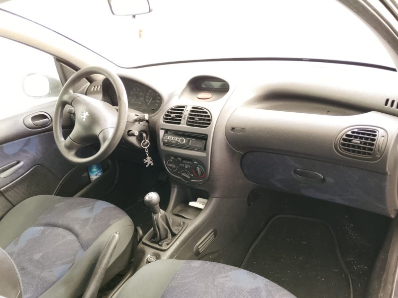 peugeot 206 hatchback (2a/c) del año 1999