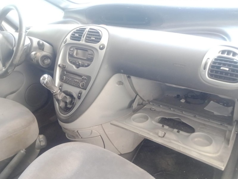citroën xsara picasso (n68) del año 2008