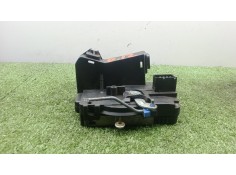 Recambio de cerradura puerta delantera izquierda para renault trafic ii furgoneta (fl) 2.5 dci 135 (fl0d) referencia OEM IAM 820 2