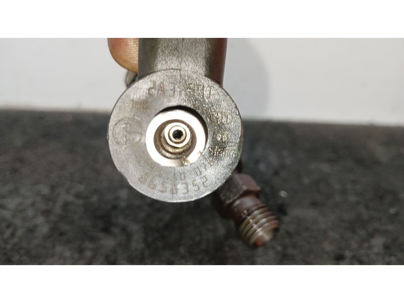 Recambio de inyector para volvo xc90 i (275) d5 awd referencia OEM IAM 0445110078 BOSCH 2 PINES