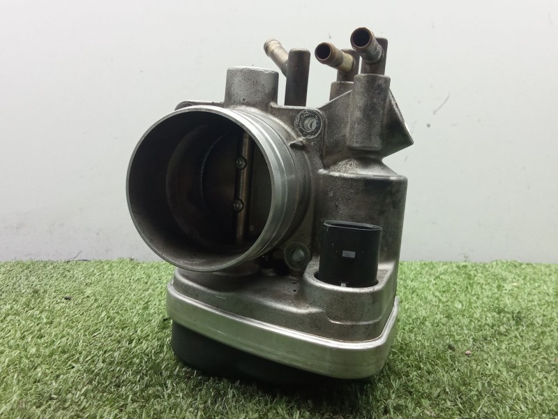 Recambio de caja mariposa para volkswagen new beetle (9c1, 1c1) 1.6 referencia OEM IAM 06A133062AB - A2C53042125 6.PINES 
