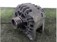 Recambio de alternador para renault trafic ii furgoneta (fl) 2.5 dci 135 (fl0d) referencia OEM IAM 8200495304 125.AH - 6.CANALES