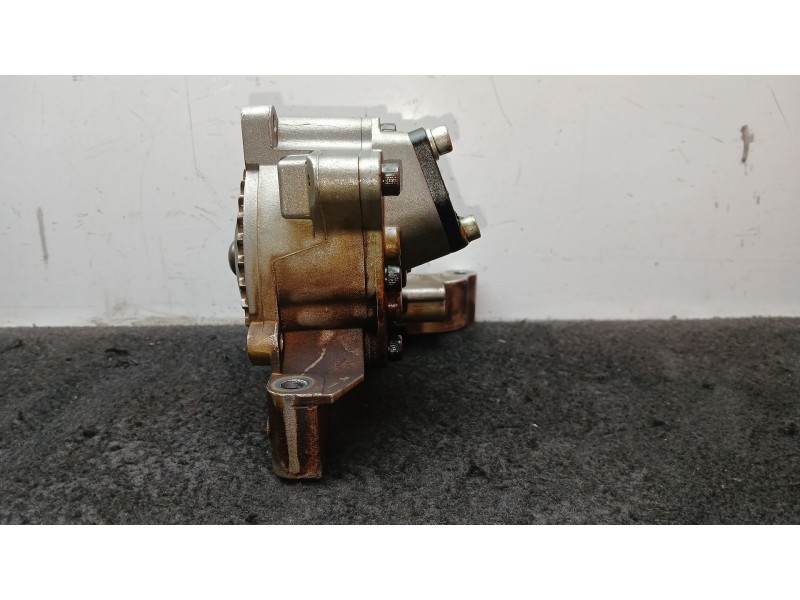 Recambio de bomba aceite para audi a3 (8p1) 1.6 fsi referencia OEM IAM 03C115105H SHW 