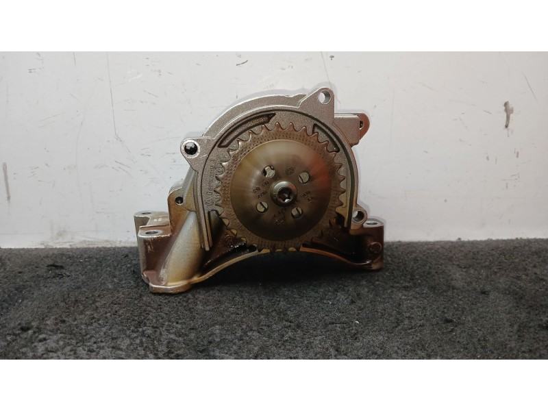 Recambio de bomba aceite para audi a3 (8p1) 1.6 fsi referencia OEM IAM 03C115105H SHW 