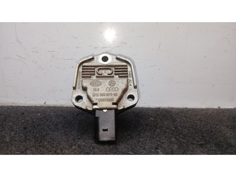 Recambio de sensor para audi a3 (8p1) 1.6 fsi referencia OEM IAM 6PR00807903 - 1J0907660C HELLA 3 PINES
