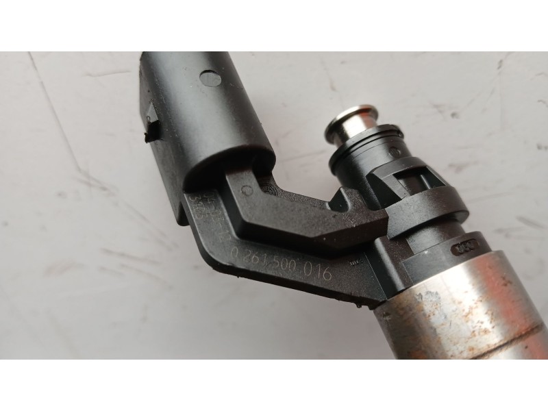 Recambio de inyector para audi a3 (8p1) 1.6 fsi referencia OEM IAM 03C906036A - 0261500016  2 PINES