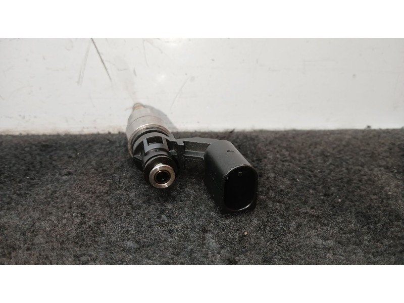 Recambio de inyector para audi a3 (8p1) 1.6 fsi referencia OEM IAM 03C906036A - 0261500016  2 PINES