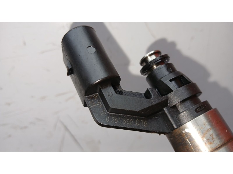 Recambio de inyector para audi a3 (8p1) 1.6 fsi referencia OEM IAM 03C906036A - 0261500016  2 PINES