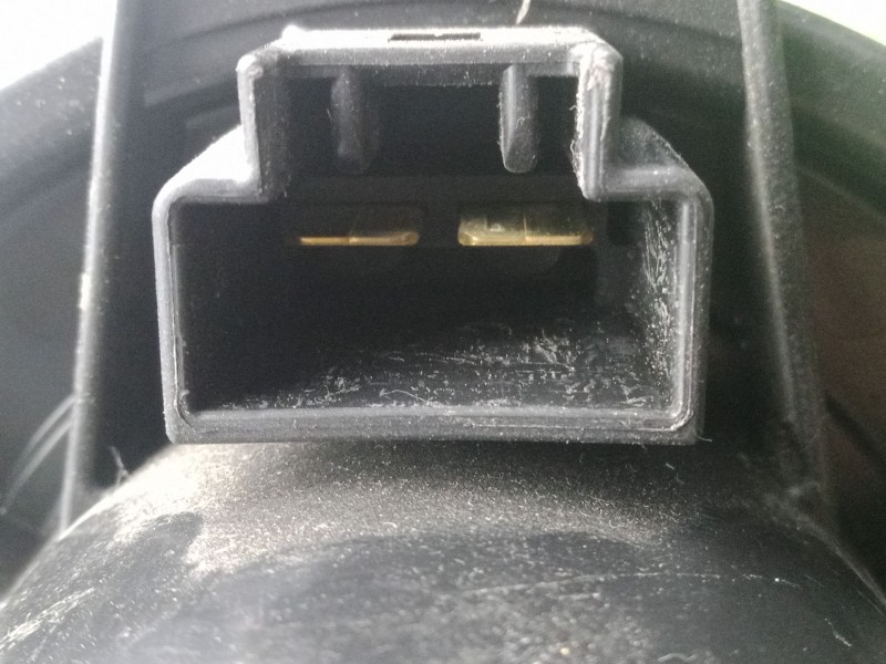 Recambio de motor calefaccion para fuso (mitsubishi) canter 7c18 referencia OEM IAM 10D29 Ø109MM - 2.PINES 