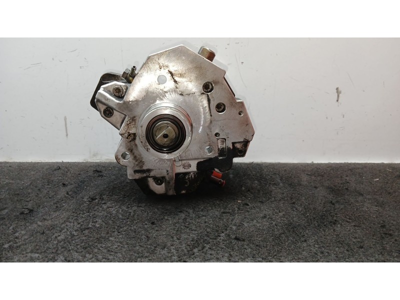 Recambio de bomba inyeccion para volvo xc90 i (275) d5 awd referencia OEM IAM 0445010043 BOSCH 2 PINES
