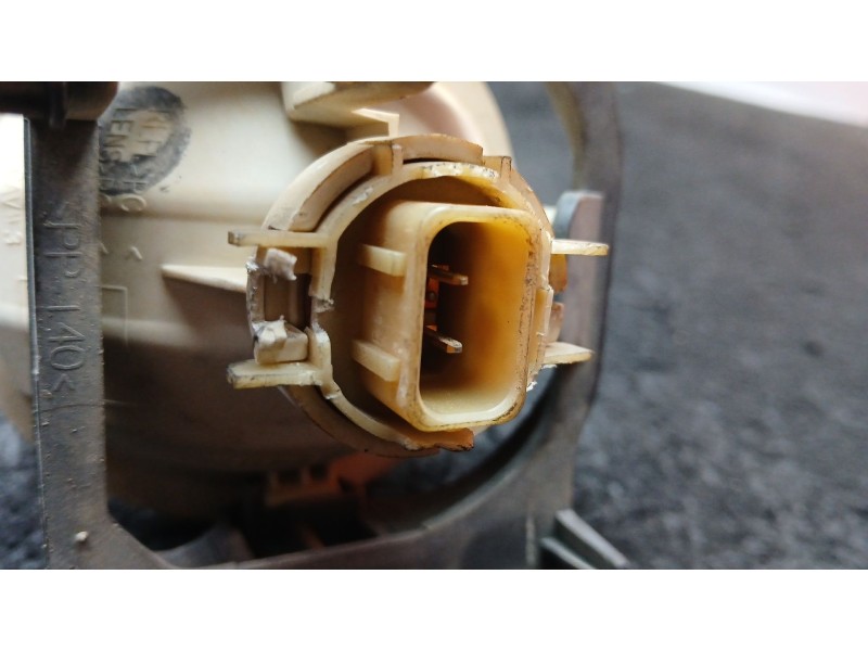 Recambio de faro antiniebla derecho para peugeot partner tepee 1.6 hdi / bluehdi 75 referencia OEM IAM 11417682  