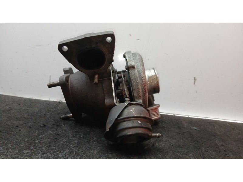Recambio de turbocompresor para volvo xc90 i (275) d5 awd referencia OEM IAM 8689592 - 7231674 GARRETT 