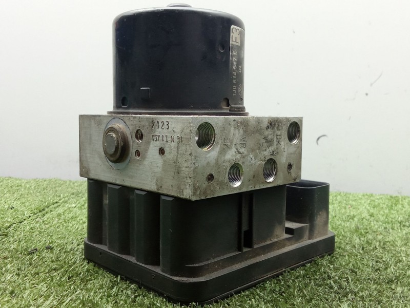 Recambio de abs para volkswagen new beetle (9c1, 1c1) 1.6 referencia OEM IAM 1C0907379E - 1J0020600094  ATE