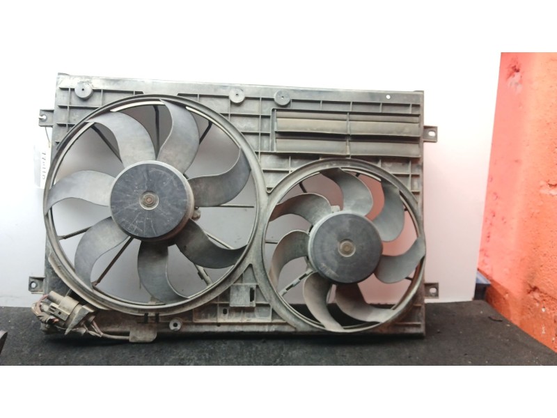Recambio de electroventilador para audi a3 (8p1) 2.0 tdi 16v referencia OEM IAM 1K0121223  