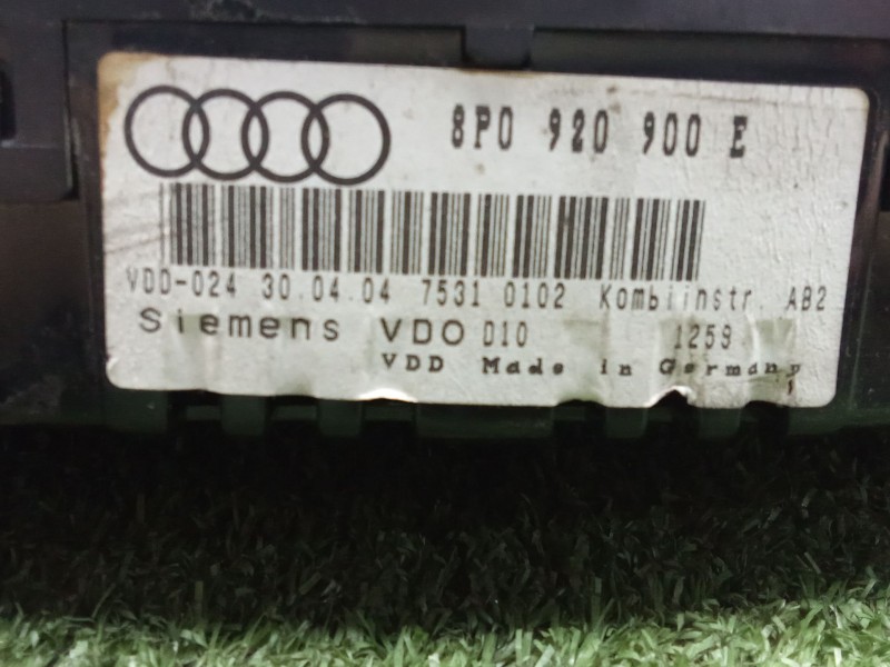 Recambio de cuadro instrumentos para audi a3 (8p1) 1.6 fsi referencia OEM IAM 8P0920900E 32.PINES SIEMENS