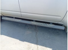 Recambio de estribo para nissan navara np300 (d40) 2.5 dci 4wd referencia OEM IAM   