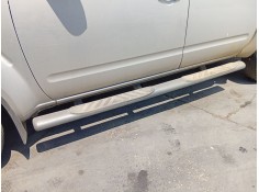 Recambio de estribo para nissan navara np300 (d40) 2.5 dci 4wd referencia OEM IAM   
