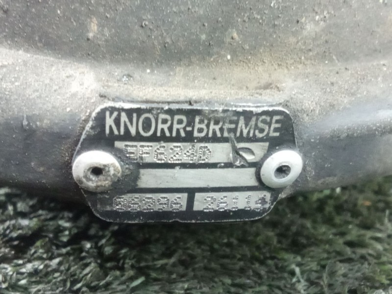 Recambio de servofreno para iveco eurocargo 100e18 e5 referencia OEM IAM EF624D 2.PINES BOSCH