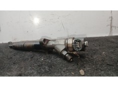 Recambio de inyector para renault trafic ii furgoneta (fl) 2.5 dci 135 (fl0d) referencia OEM IAM 0445110087 BOSCH 2 PINES 2