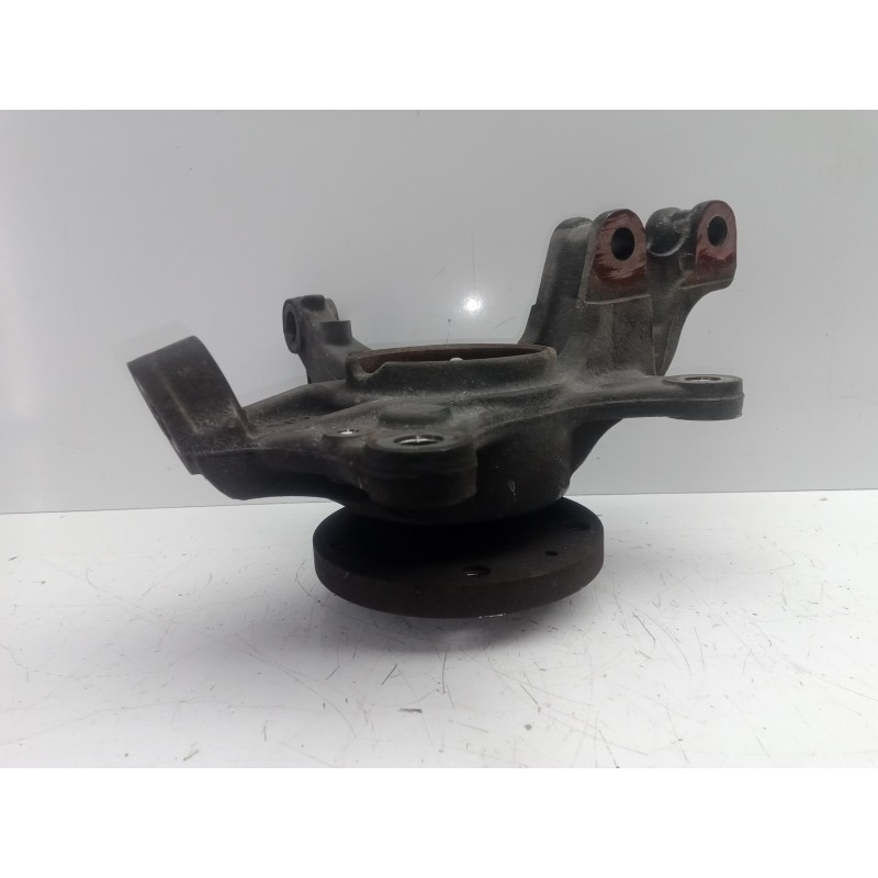 Recambio de mangueta delantera izquierda para peugeot 308 1.6 16v e-hdi fap referencia OEM IAM P64  