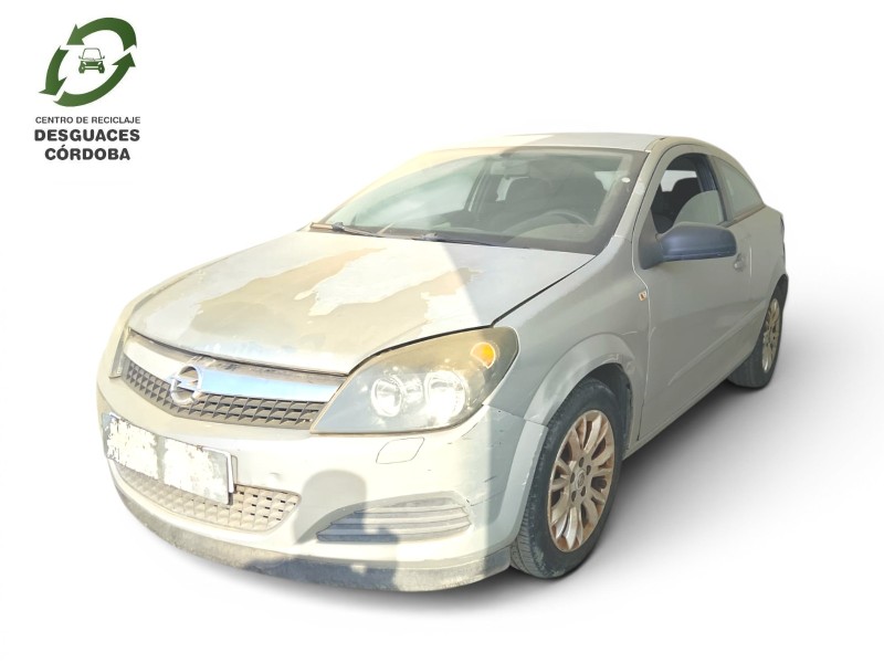 opel astra h gtc (a04) del año 2008