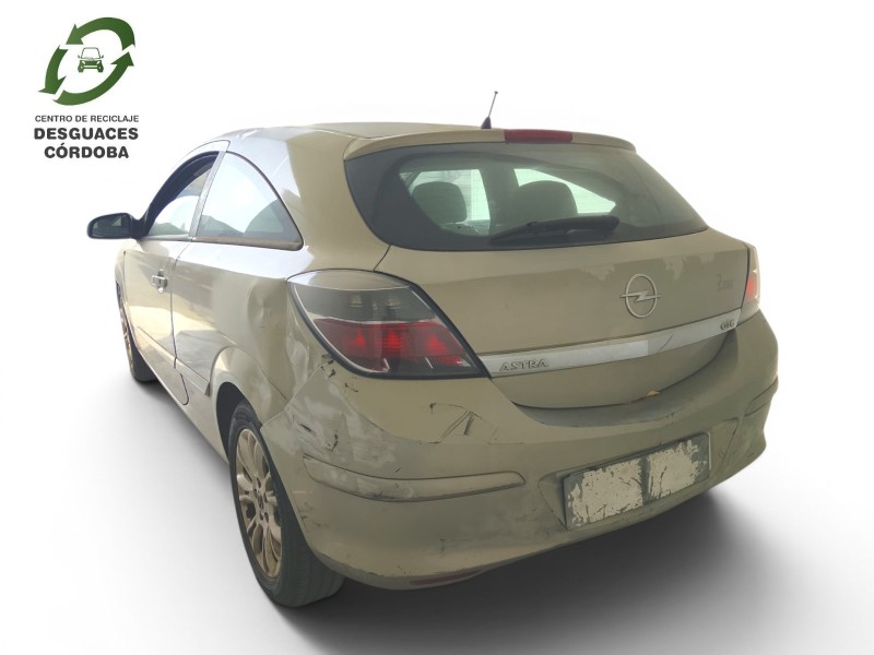 opel astra h gtc (a04) del año 2008