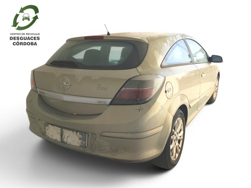 opel astra h gtc (a04) del año 2008