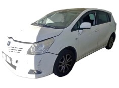 toyota verso (_r2_) del año 2011 2
