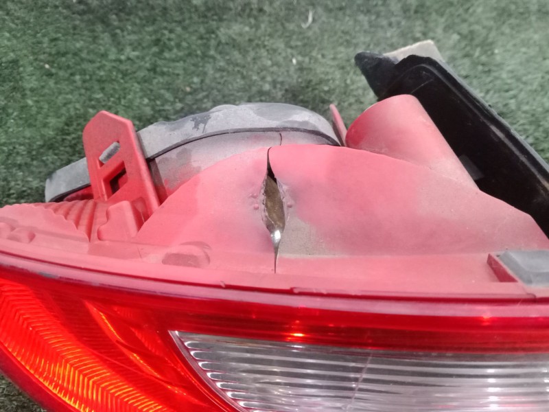 Recambio de piloto trasero izquierdo para seat exeo (3r2) 2.0 tdi referencia OEM IAM 89320211 4.PINES TARA