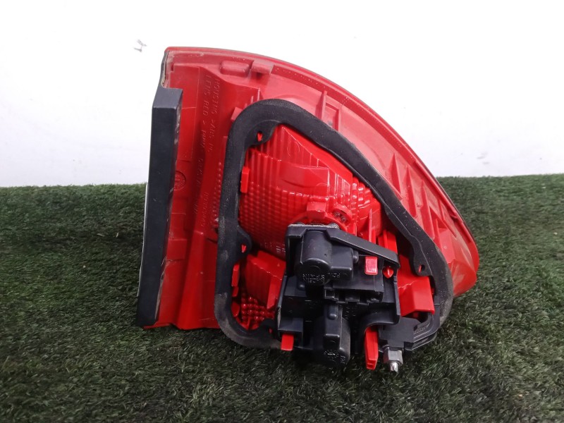 Recambio de piloto trasero izquierdo interior para seat exeo (3r2) 2.0 tdi referencia OEM IAM 89320231  TARA