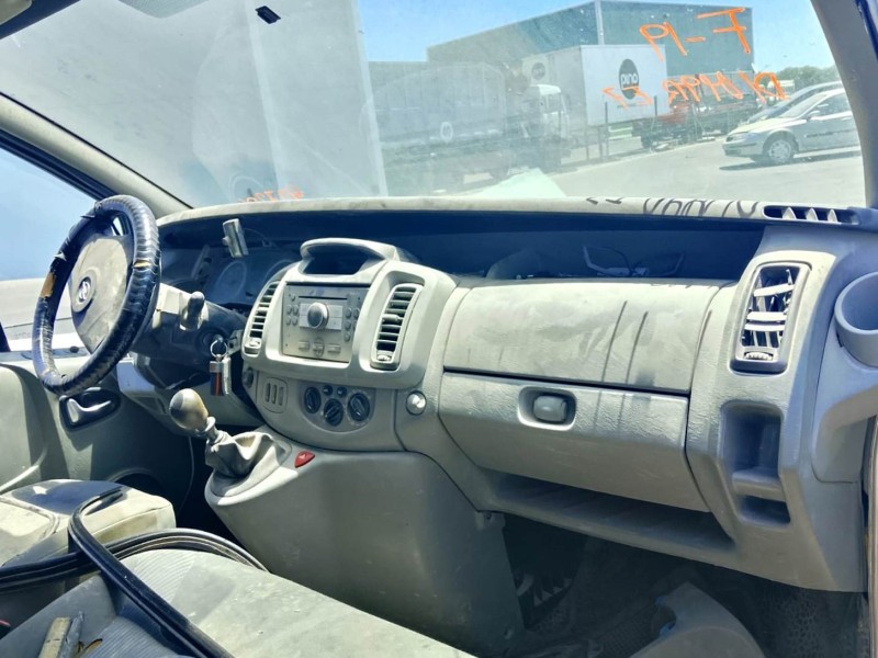 opel vivaro a furgoneta (x83) del año 2006