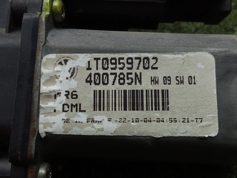 Recambio de motor elevalunas delantero derecho para skoda octavia berlina (1z3) 2.0 tdi referencia OEM IAM 1K0959792C  