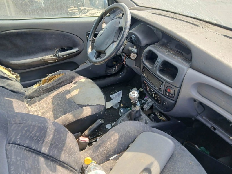 renault megane i coach (da0/1_) del año 1999