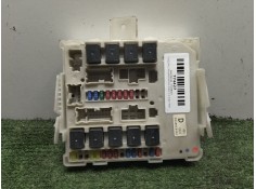 Recambio de caja reles / fusibles para nissan navara np300 (d40) 2.5 dci 4wd referencia OEM IAM 284B6EB30C  
