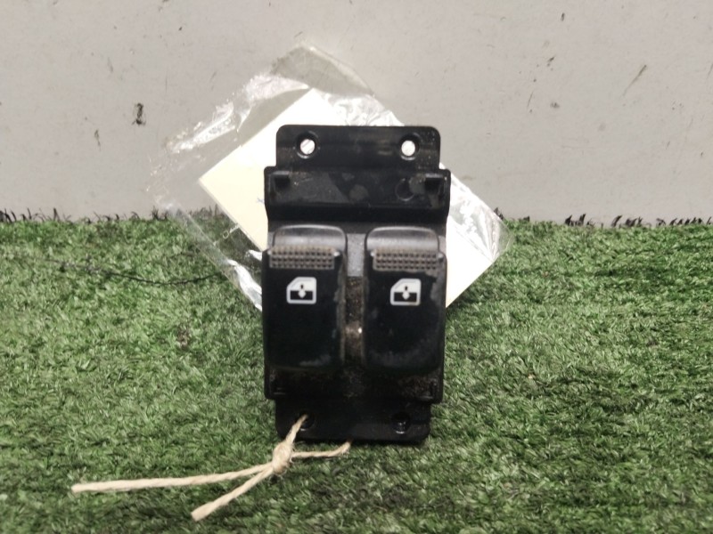 Recambio de mando elevalunas delantero izquierdo para hyundai i10 i (pa) 1.2 referencia OEM IAM 202007107 2 BOTONES 