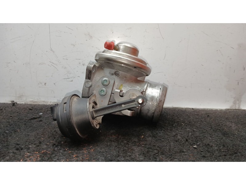 Recambio de valvula egr para seat leon (1m1) 1.9 tdi referencia OEM IAM 038129637B WAHLER 