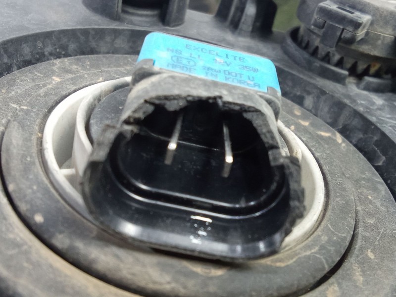 Recambio de faro antiniebla derecho para kia carens iv 1.6 gdi referencia OEM IAM 92202A4500  