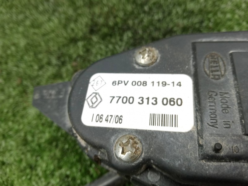 Recambio de potenciometro pedal para opel vivaro a furgoneta (x83) 2.0 cdti (f7) referencia OEM IAM 7700313060 6.PINES 