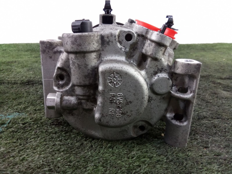 Recambio de compresor aire acondicionado para kia carens iv 1.6 gdi referencia OEM IAM CA500PNBAA15 2.PINES 