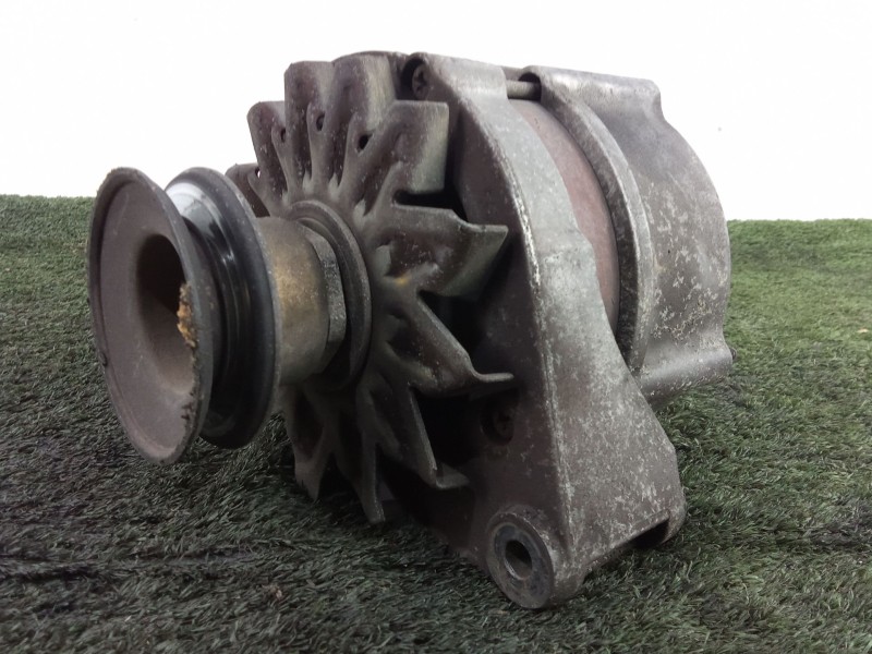 Recambio de alternador para volkswagen golf ii (191/193) 1.8 referencia OEM IAM 026903015 55AMP POLEA FIJA