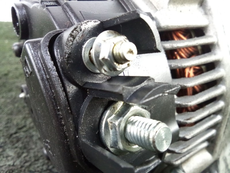 Recambio de alternador para citroën zx (n2) 1.9 td referencia OEM IAM A13VI94 95AMP POLEA FIJA