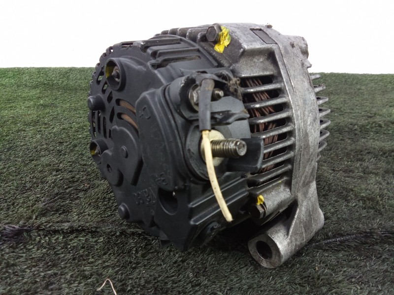 Recambio de alternador para hyundai lantra ii (j-2) 1.9 d referencia OEM IAM A13VI94 95AMP VALEO