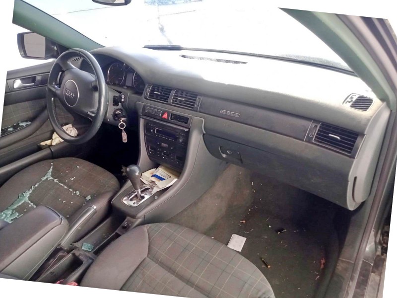 audi allroad c5 (4bh) del año 2004