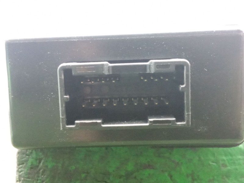 Recambio de modulo electronico para kia carens iv 1.6 gdi referencia OEM IAM 95210A4500  