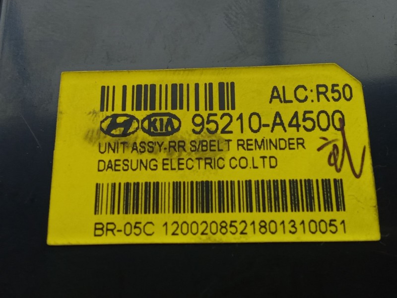 Recambio de modulo electronico para kia carens iv 1.6 gdi referencia OEM IAM 95210A4500  
