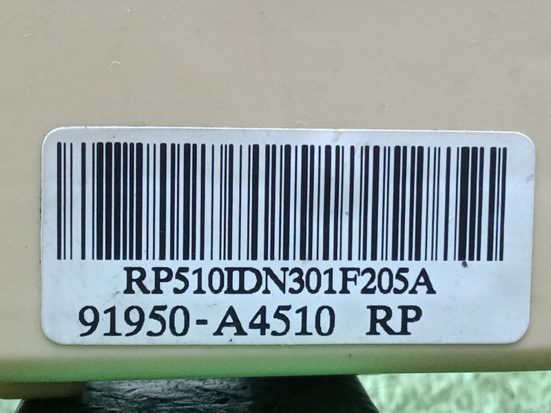 Recambio de caja reles / fusibles para kia carens iv 1.6 gdi referencia OEM IAM 91950A4510  